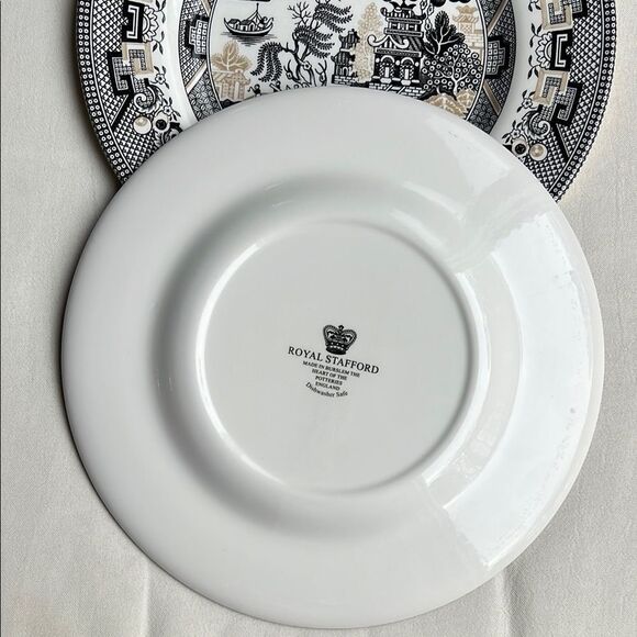 Royal Stafford Willow salad plates set of 2 - Picture 4 of 7